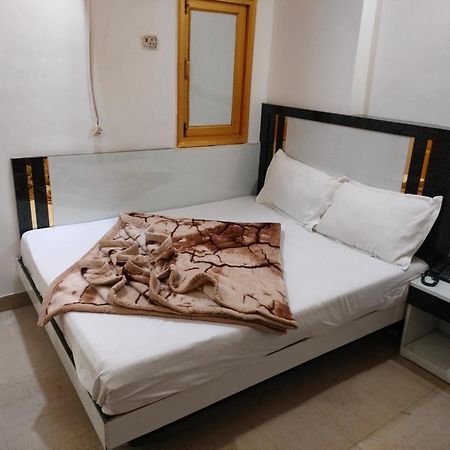 نيودلهي Hotel Geetanjali Inn المظهر الخارجي الصورة