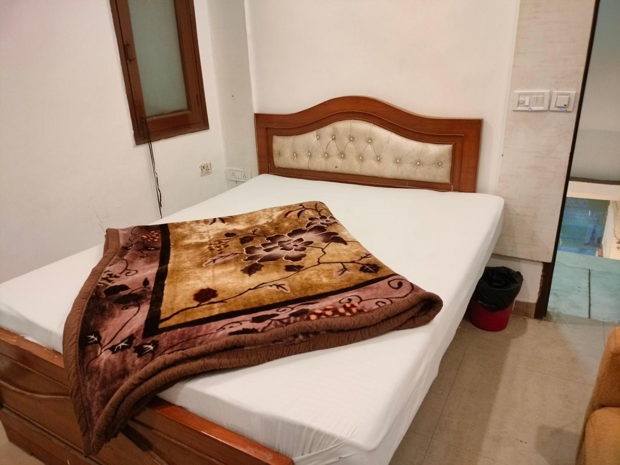 نيودلهي Hotel Geetanjali Inn المظهر الخارجي الصورة