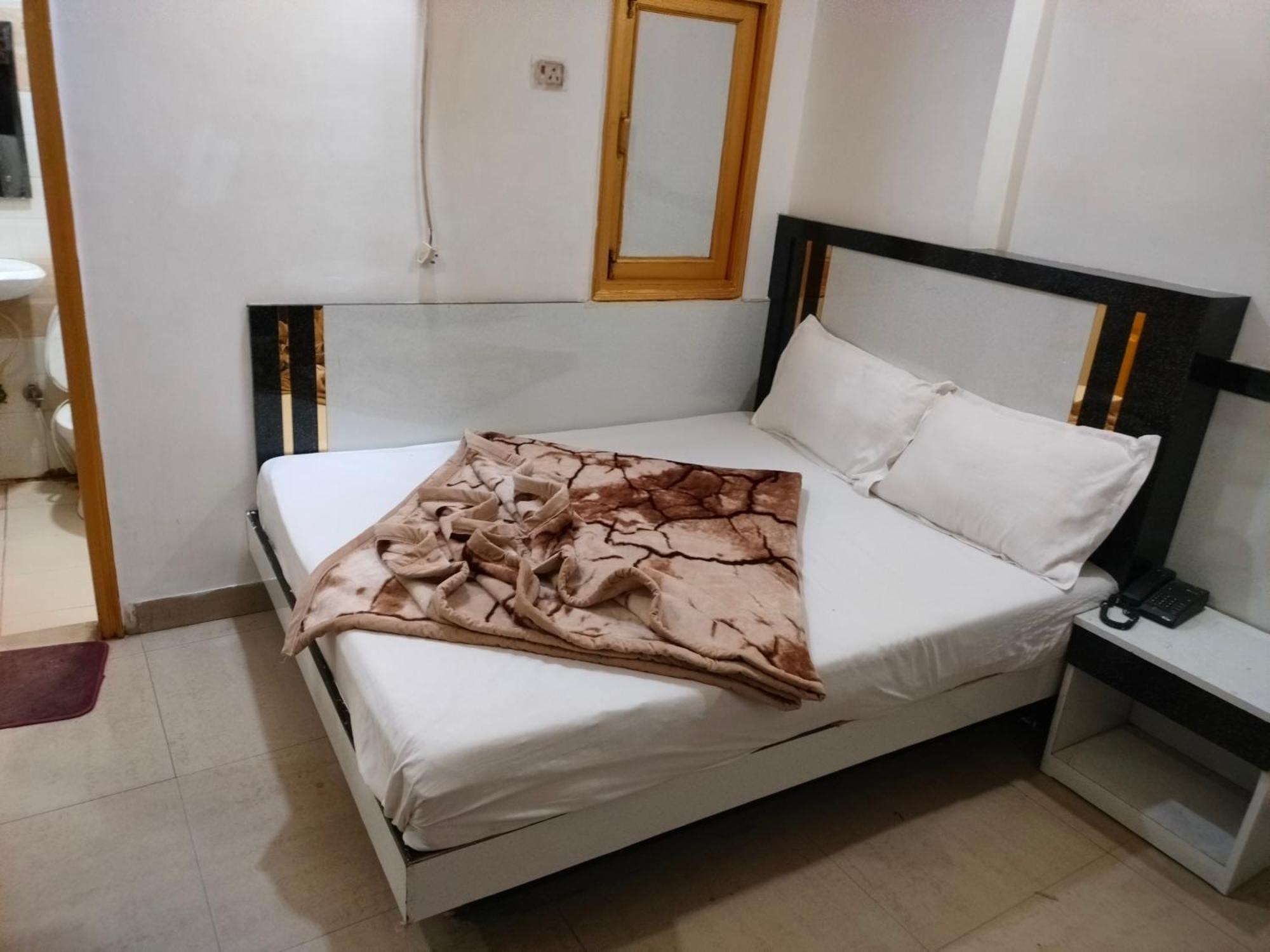 نيودلهي Hotel Geetanjali Inn المظهر الخارجي الصورة