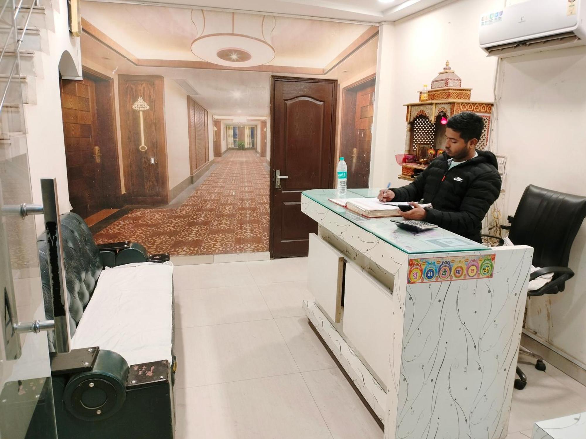 نيودلهي Hotel Geetanjali Inn المظهر الخارجي الصورة