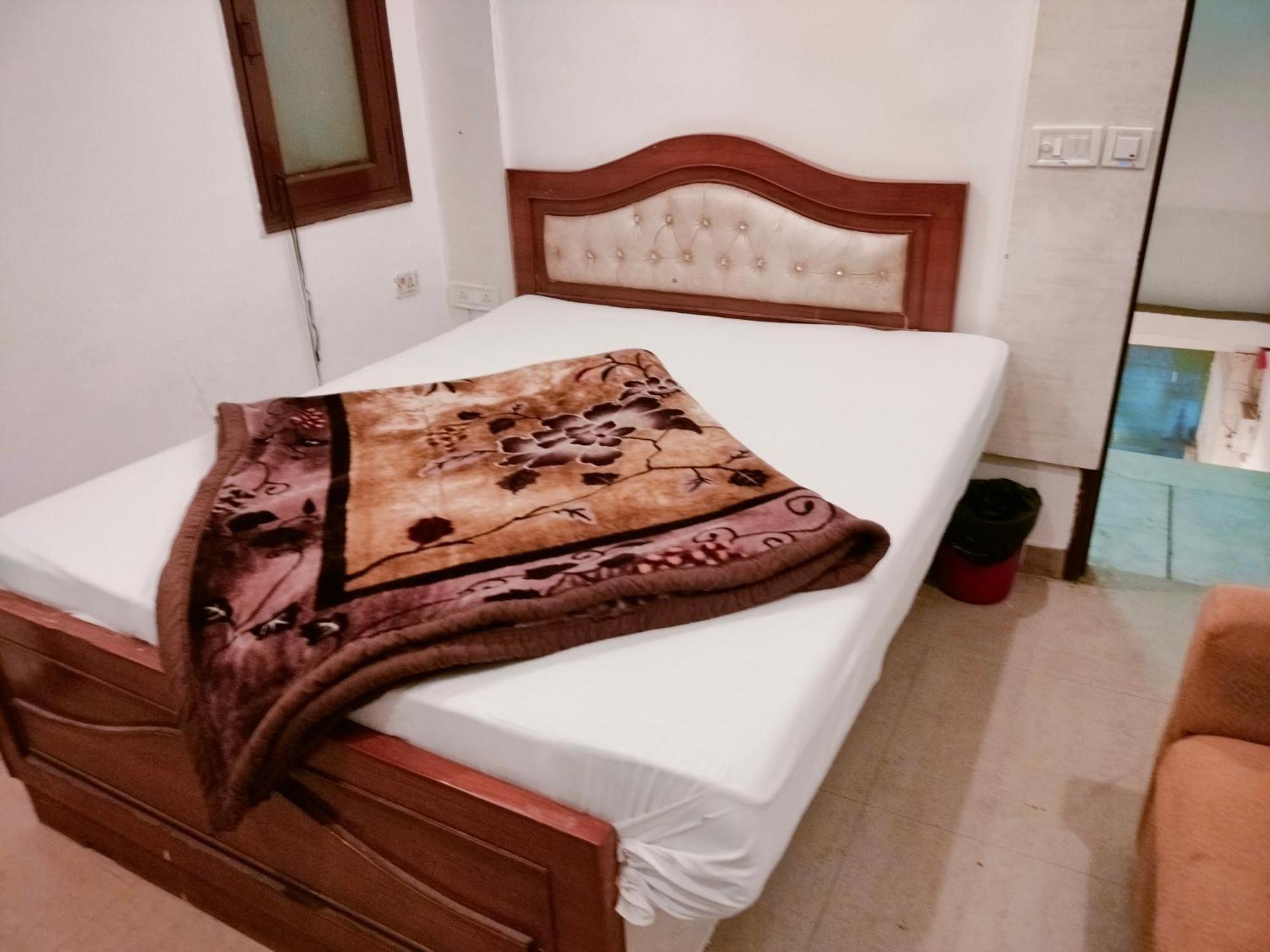 نيودلهي Hotel Geetanjali Inn المظهر الخارجي الصورة