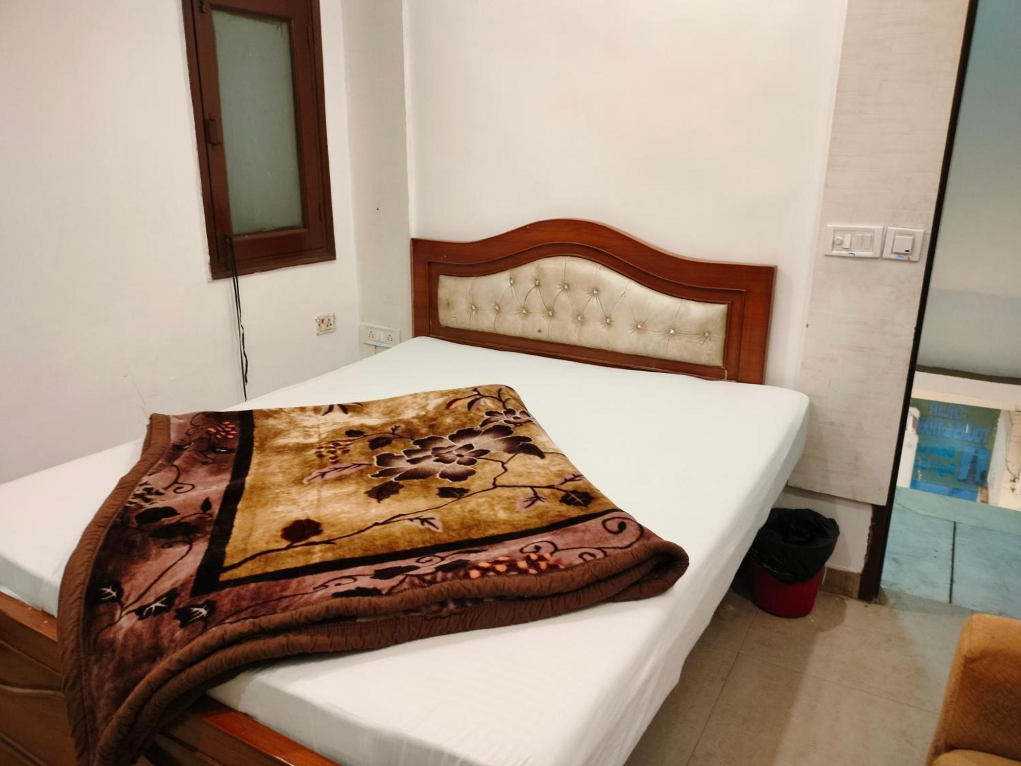نيودلهي Hotel Geetanjali Inn المظهر الخارجي الصورة