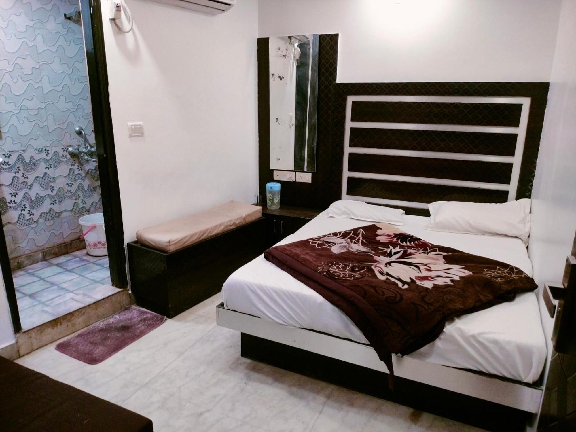 نيودلهي Hotel Geetanjali Inn المظهر الخارجي الصورة